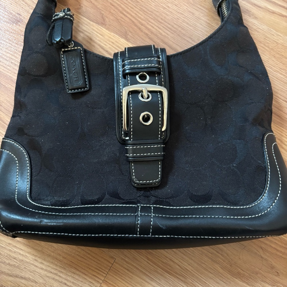 VINTAGE Coach 6823 Black Signature C Soho Shoulder Bag - Picture 3 of 10